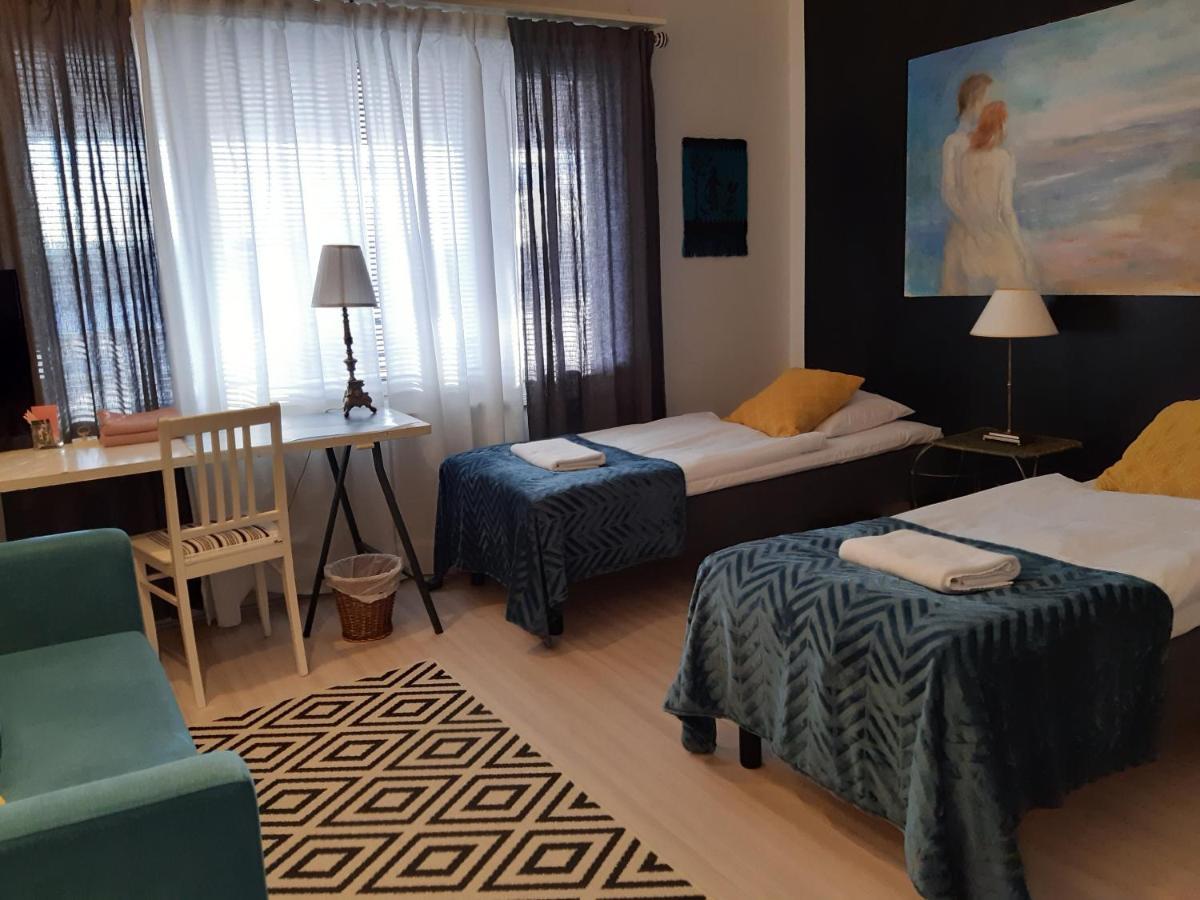 Wanha Neuvola Guesthouse Пиексамаки Екстериор снимка